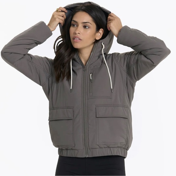 Vuori Tahoe Jacket in Smoke - Picture 9 of 10